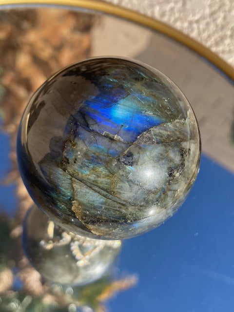 Flashy Labradorite sphere