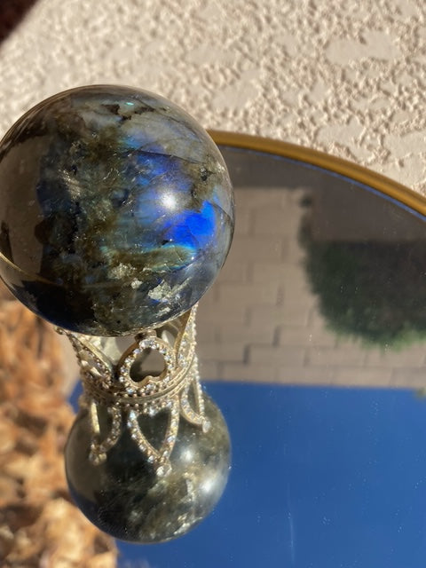 Flashy Labradorite sphere